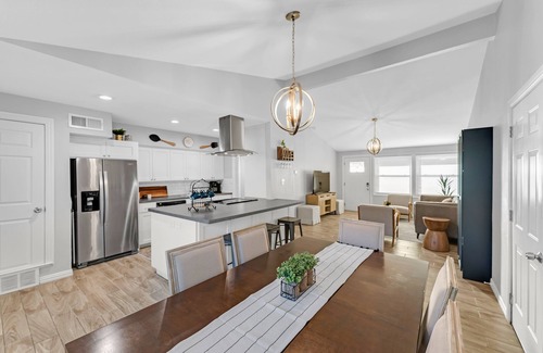 Farmers Branch House | H Haus - Close to Everything & Pet Friendly