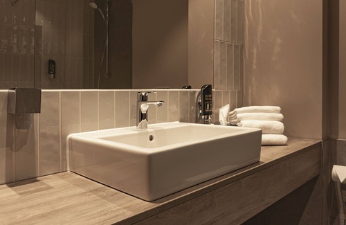 Bernau bei Berlin Hotel | H24 Stadthotel Bernau
