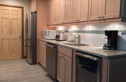 Merifield Acres House | H2O-FRONT Chef’s Kitchen Gig-WiFi DogsOK EV-Charger Alexa