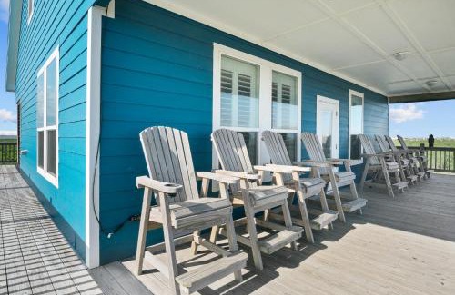 Port Bolivar House | H2O Getaway - Awesome Views!