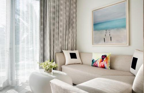 Uptown - Upper Duval Resort | H2O Suites- Adults Only