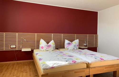 Aalen Apartment | Haag Ferienwohnungen von "Small" bis "XL" für max 10 Personen und 6 Schlafzimmern