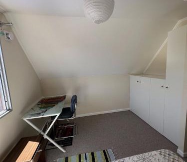 Talca House | Habitación cama 2 P, en zona residencial cerca Mall plaza, UCM, Casino Talca