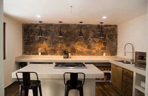 Teziutlan Apartment | Habitación Dentro de Hermoso Hostal Como de Cuento