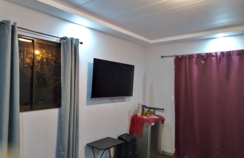 Orosi Apartment | Habitación Privada con Hermosas Vistas, a las Montañas