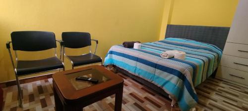 Santiago de Surco House | Habitación privada TV y WIFI cerca a Barranco - H4