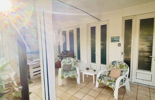 Terre-de-Haut House | Habitation SANTOS Terre de Haut 20m from the beach