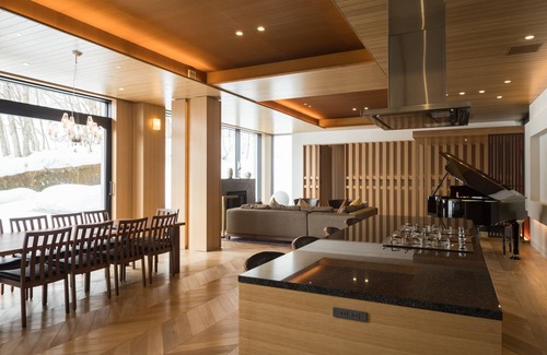 Hokujo Villa | Hachi