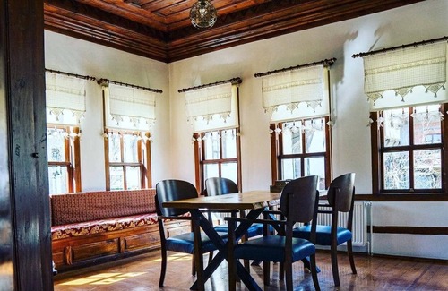 Taraklı Hotel | Haci Rifatlar Konagi