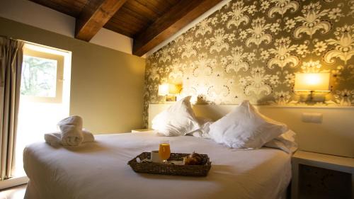 San Martin de Valdeiglesias Hotel | Hacienda la Coracera