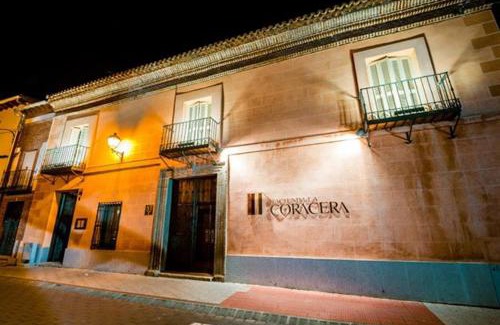 San Martin de Valdeiglesias Hotel | Hacienda la Coracera