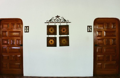 Alajuela House | Hacienda Escondida ¡5 Minutos del Aeropuerto!