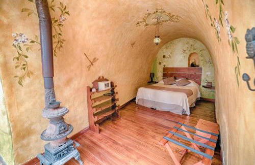 Pifo Hotel | Hacienda Las Cuevas Terra Lodge