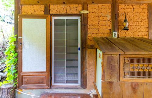 Hwagae House | Hadong kkotdam pension