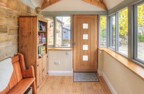 Henshaw Cottage | Hadrians Garden Villa