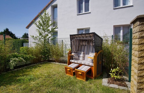 Wiek Apartment | hafennahe 1-Raum-Ferienwohnung mit kleinem Garten - Haus Windland FeWo 24