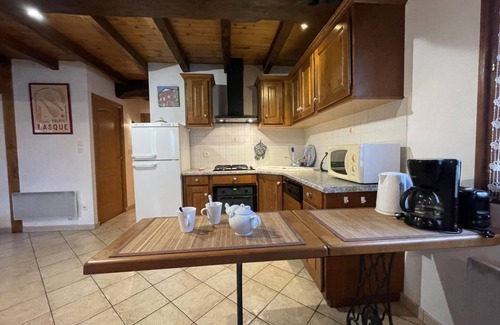 Saint-Jean-le-Vieux House | Haizalde - Saint-jean-le-vieux