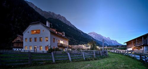 Rasun Anterselva Apartment | Halbwöhrerhof