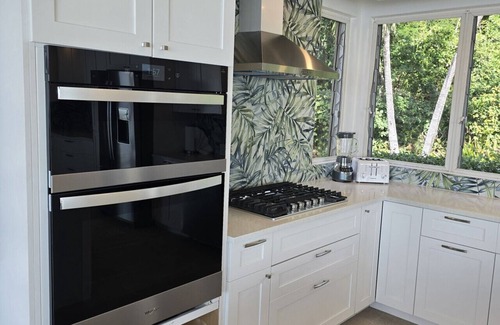 Great Cruz Bay Villa | Hale Lani Villa - breathtaking views Tesla backup power