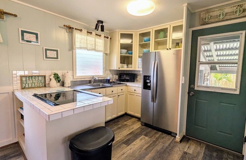 Kekaha House | Hale Mano Kia - Classic 3BR West Side Bungalow . TVNC# 5001