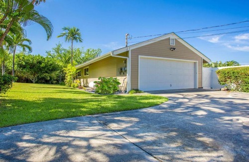 Kahaluu Bay House | Hale Nani Loa - White Sands Beach Home with Private Pool by Casago Kona