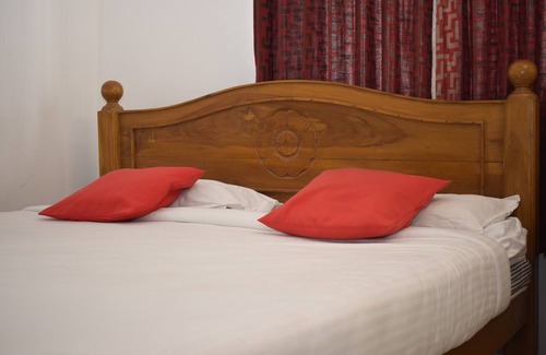 Karaikal Hotel | Haleemas Residency