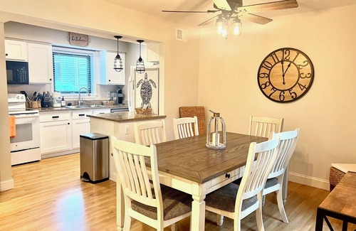 Seabrook Island Villa | Half mile to the pool with club access. Golf views.