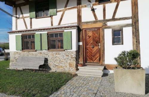 Arnach Apartment | Half-timbered house in the Allgäu with mountain views in a secluded location, gr. Garden & Sauna, Lake Constance