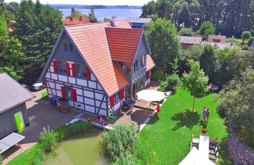 Potzlow House | Half-timbered house on the lake for groups up to 23 guests, with event room and extra kitchen