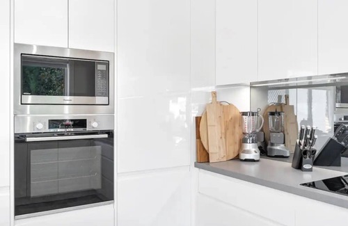 Bowral House | Hall House – A place for private luxury relaxation