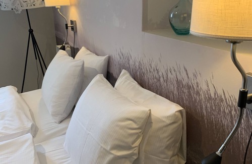 Storlinge Hotel | Halltorps Gästgiveri
