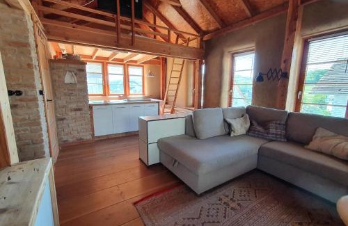 Glees House | Halmhaus