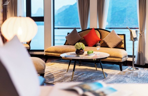Ha Long Boat Rental | Halong Capella Cruise - Member of Lyra Cruise Collection