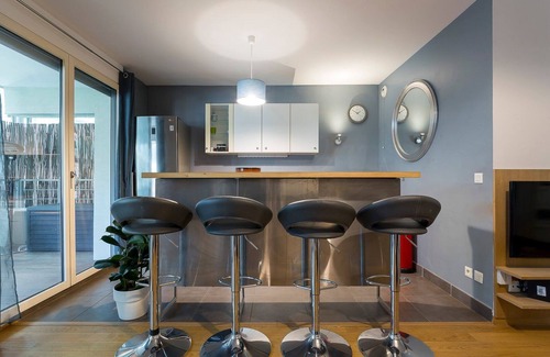 Grand Lyon Apartment | Hamac Suites - Le confluence terrace garage - 4p
