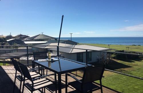 Emu Bay House | Hamilton
