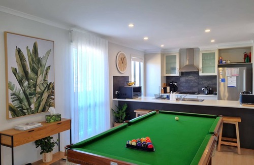 Moonta Bay Hotel | Hamilton House, Moonta Bay