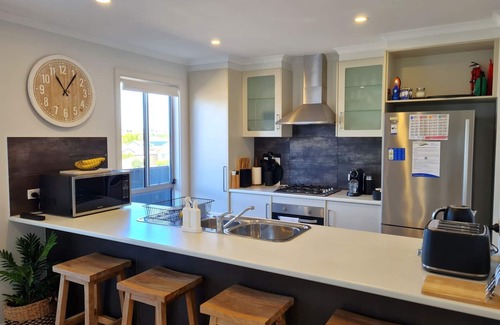 Moonta Bay Hotel | Hamilton House, Moonta Bay