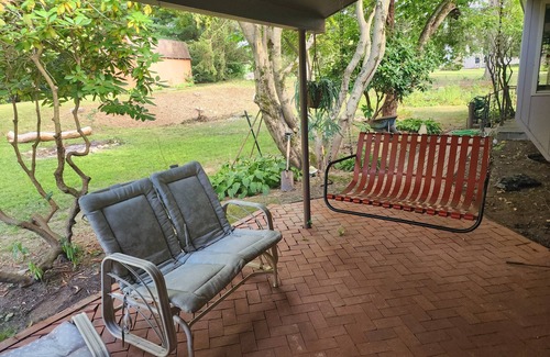 Uniontown House | Hamilton's Hideaway, 3 Bdrm, 15 miles from HOF, Amazing 70s Retro Home, AC