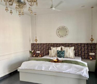 Noida Villa | Hamlet By Bougainvillea