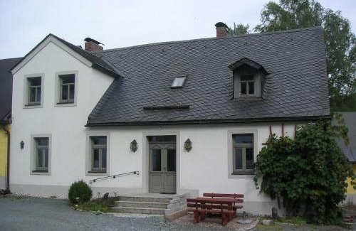Naila Apartment | Hammerschloss Unterklingensporn