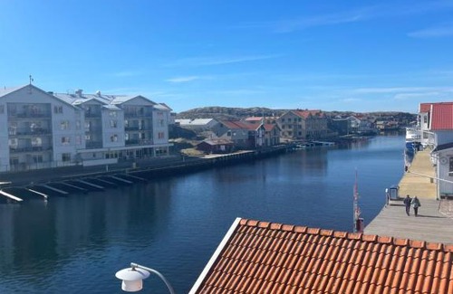 Smogen Bed & Breakfast | Hamnen 3 - Smögenbryggan
