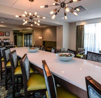 Brighton Hotel | Hampton Inn Brighton Mi