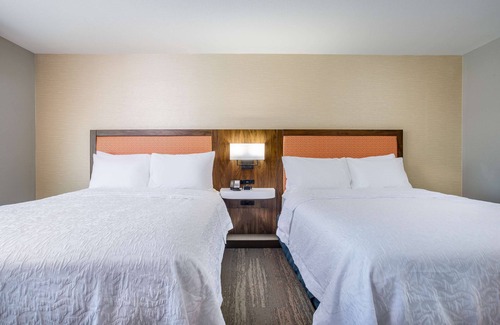 Bedford Hotel | Hampton Inn by Hilton Bedford