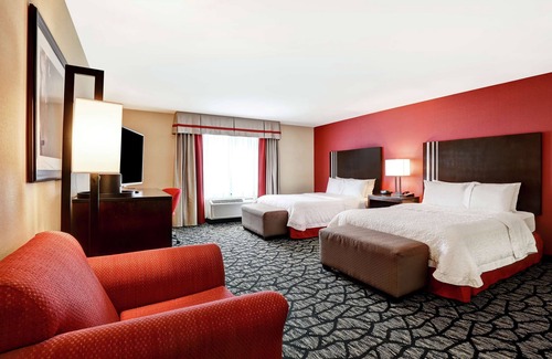 Chilliwack Proper Village West Hotel | Hampton Inn by Hilton Chilliwack
