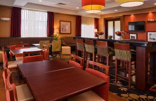 Litchfield Hotel | Hampton Inn by Hilton Litchfield
