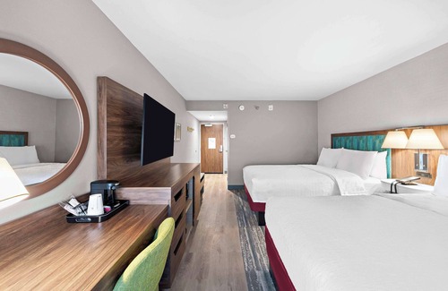 Inglewood Hotel | Hampton Inn by Hilton Los Angeles Airport
