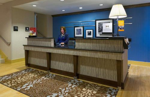 Danbury Hotel | Hampton Inn Danbury