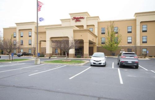 Marshall Hotel | Hampton Inn Marshall