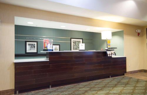 Marshall Hotel | Hampton Inn Marshall
