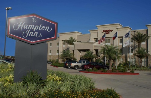 Orange Hotel | Hampton Inn Orange